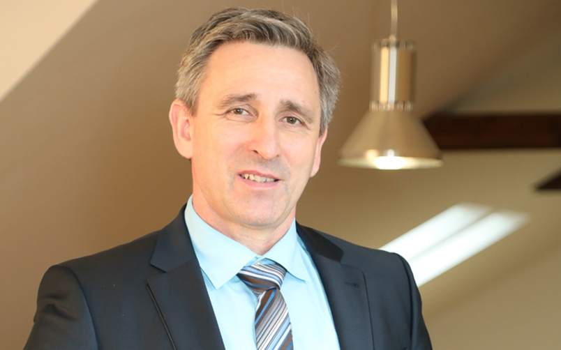 Mike Arnold (Geschäftsführer), DIZ Immobilienmanagement GmbH