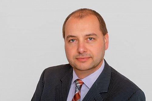 Herr Hollenstein